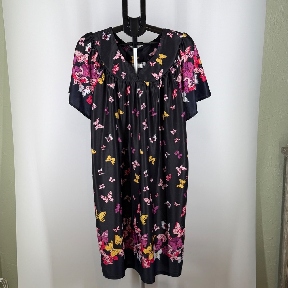 Anthony Richards Butterfly Print Muumuu House Dress Black V-Neck Short Sleeve 2X